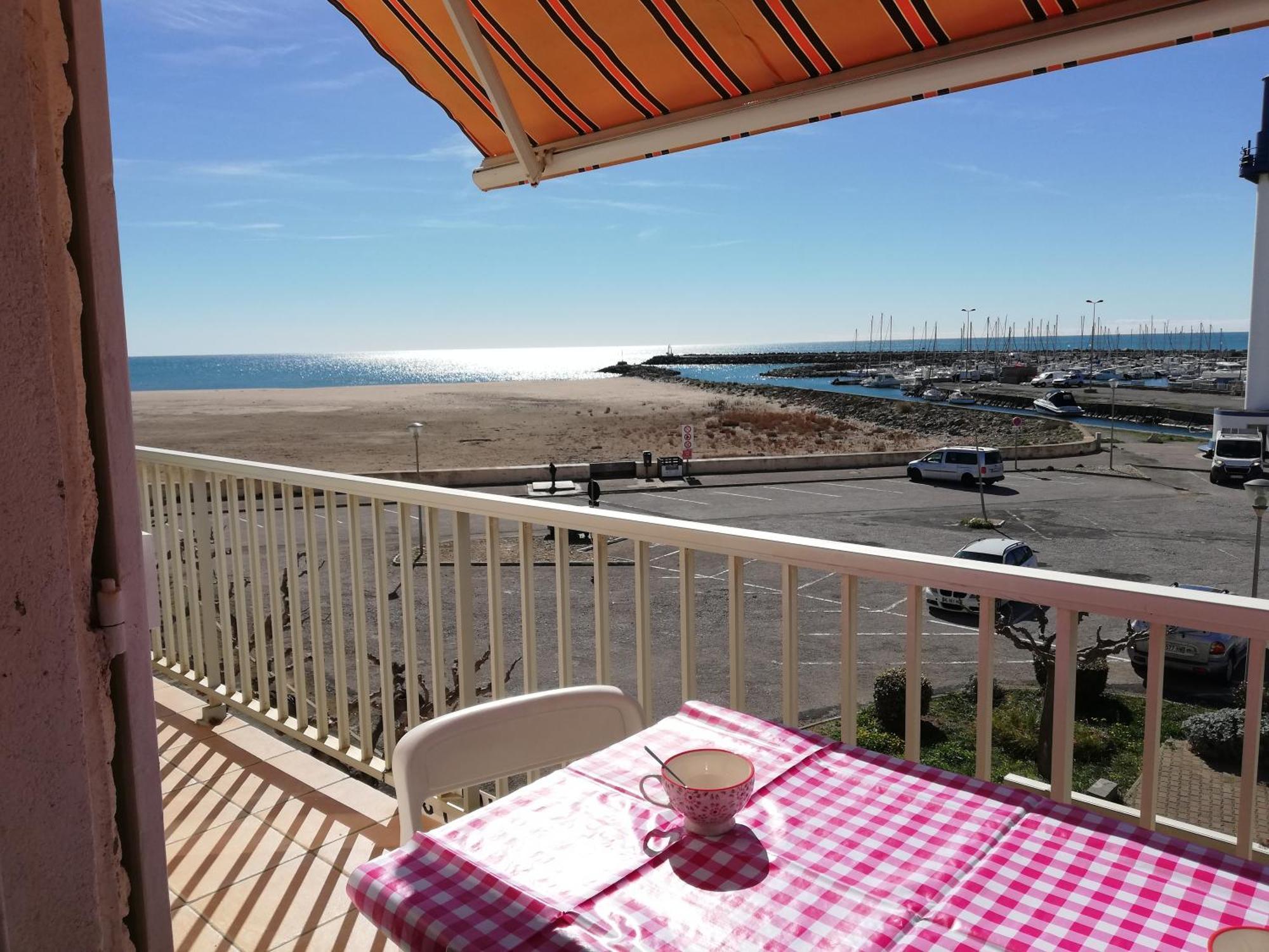Superbe Appartement Avec Vue Sur Mer Et Port, Parking Prive Saint-Pierre-la-Mer  Exterior foto