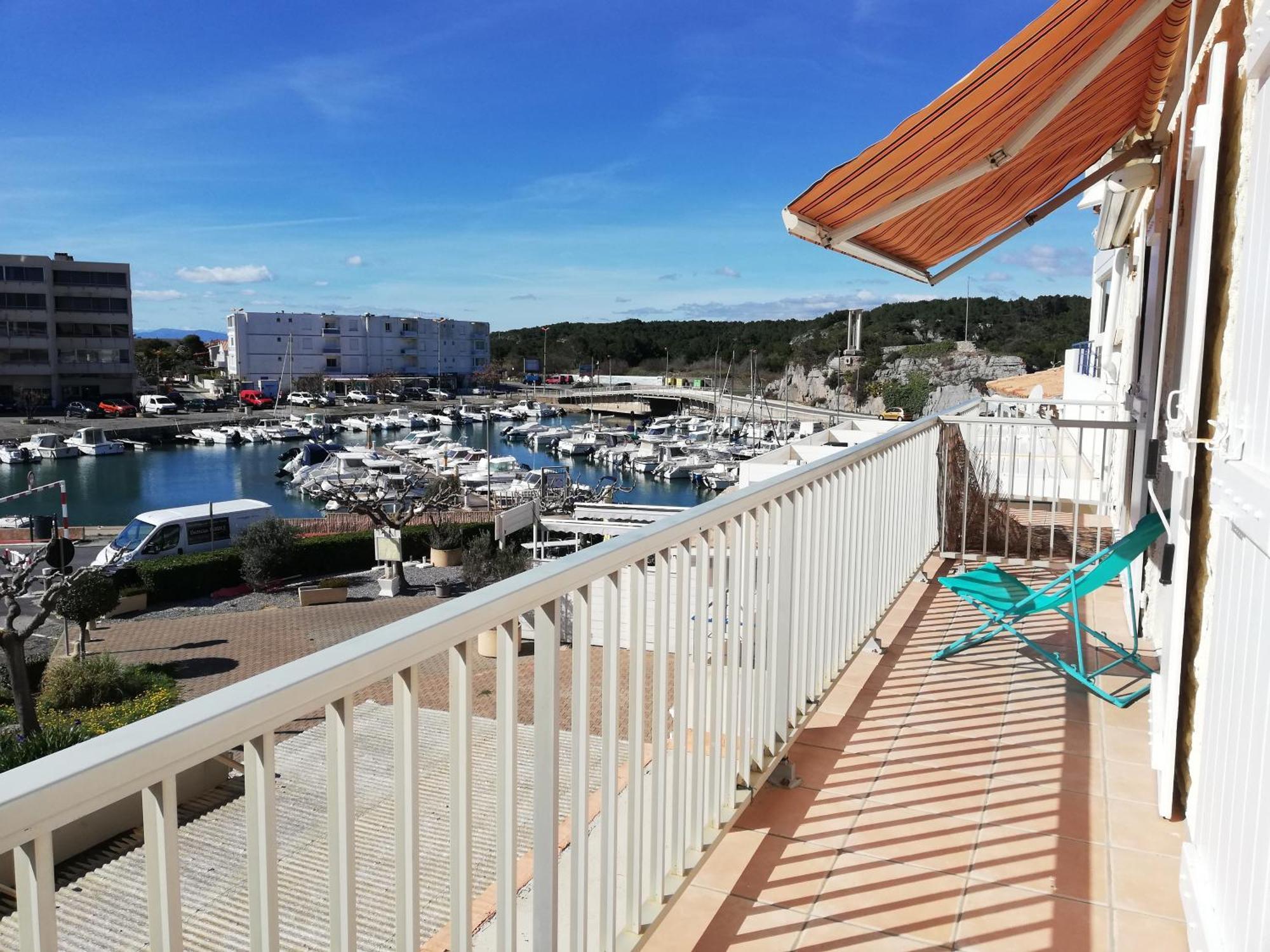 Superbe Appartement Avec Vue Sur Mer Et Port, Parking Prive Saint-Pierre-la-Mer  Exterior foto